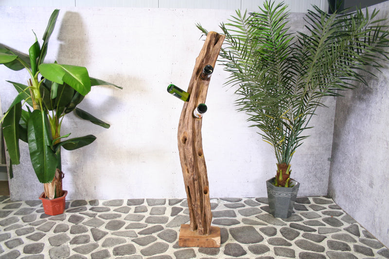 Weinlagerung aus peruanischem Teakholz